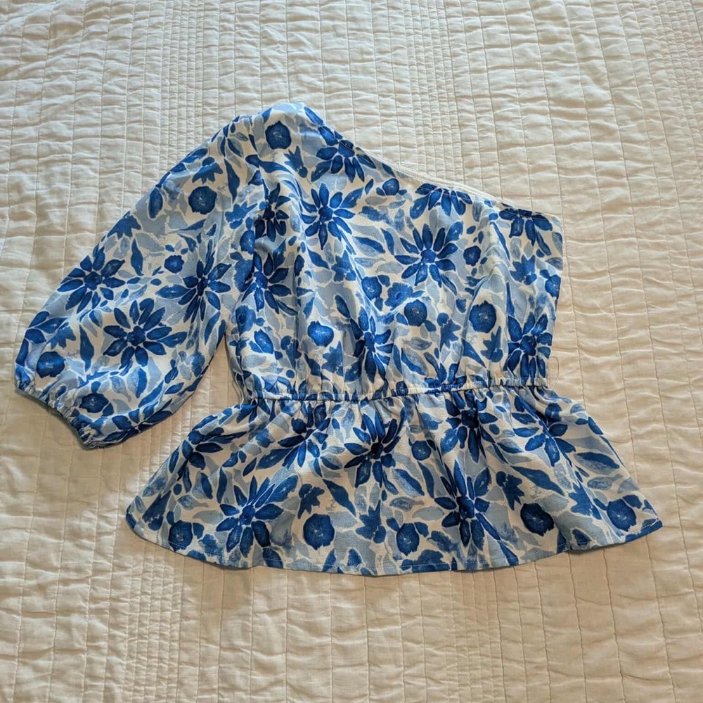 Pink Lily Light Blue Top
